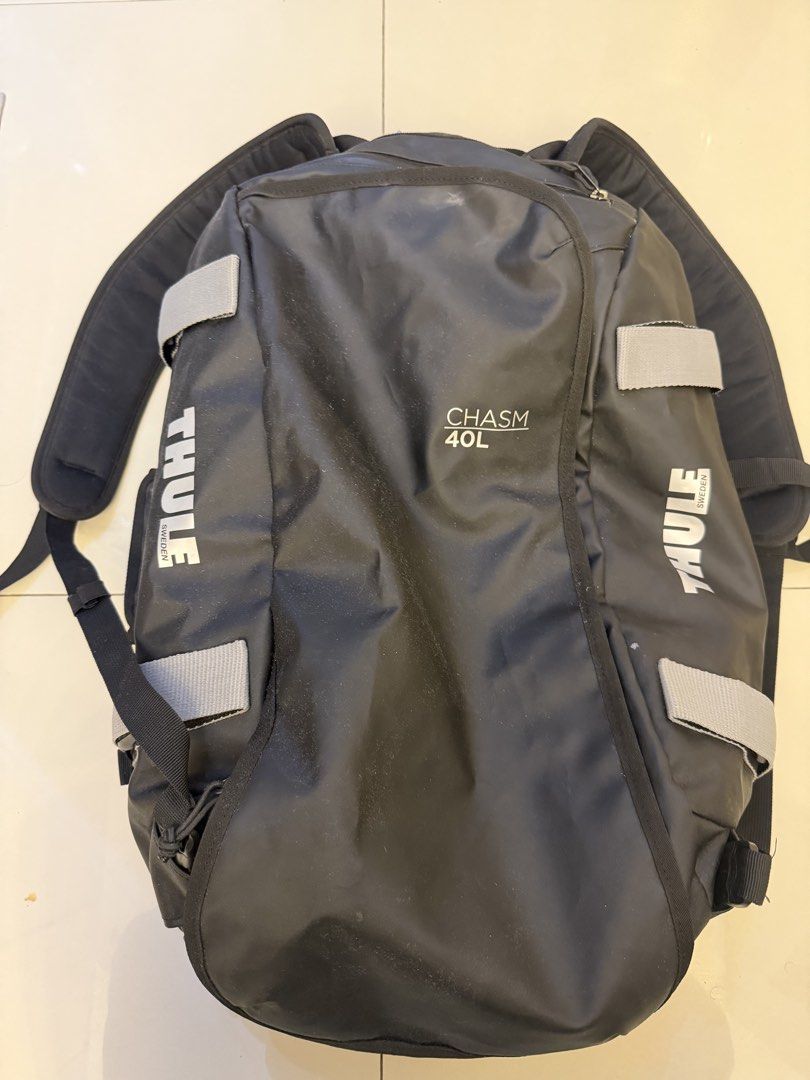 Thule Chasm Duffle 40L Backpack (Category: Backpacks) located in Taguig. Submitted by errollatumbo (Listing ID 1457773811, Image 1). Description: .