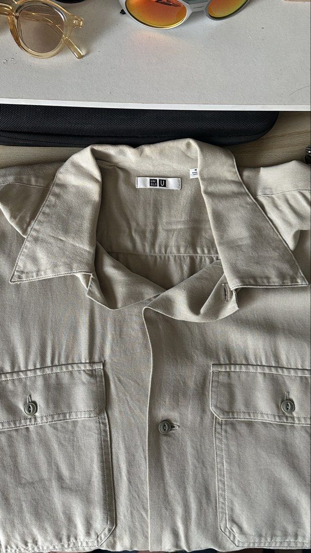 Uniqlo U Oversized Button-down Collared Shirt (Category: Tshirts & Polo Shirts ) located in San Pedro. Submitted by objectdecay (Listing ID 1457748043, Image 2). Description: Size M on tag. Oversized fit. Can fit up to XL. W - 22 L - 28.