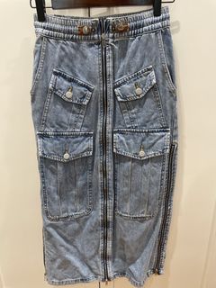 (Category: ) located in . Submitted by krisshop (Listing ID 1457799704, Image 1). Description: .