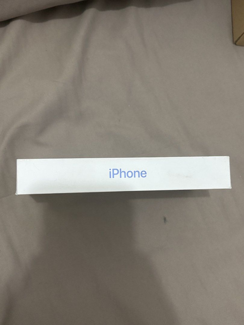 Used iPhone 16 Box (Category: iPhone 16 Series) located in Pasig City. Submitted by mathewcanarias (Listing ID 1457850915, Image 2). Description: .