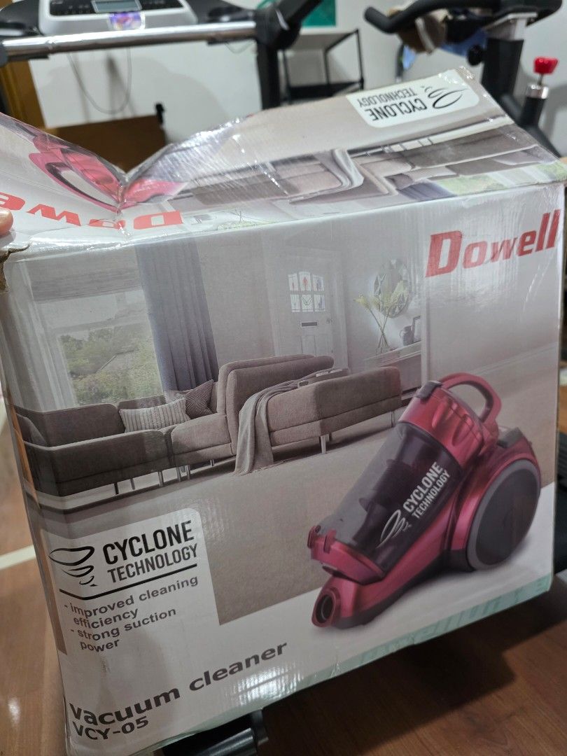 Vacuum Cleaner Bagless (Category: Vacuum Cleaner & Housekeeping) located in Quezon City. Submitted by jas.dc (Listing ID 1457748622, Image 1). Description: DOWELL 4.5 LITER BAGLESS VACUUM CLEANER USED ONCE.