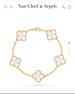(Category: ) located in . Submitted by luxparis.bag (Listing ID 1457710955, Image 1). Description: .
