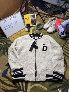 (Category: ) located in . Submitted by one9ninethrift (Listing ID 1457866888, Image 1). Description: .