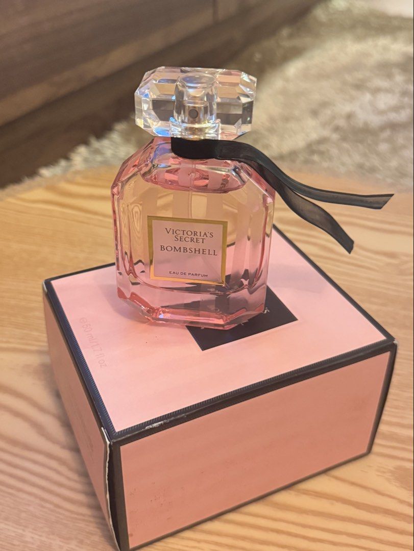 Victoria secret bombshell eau de parfum 50ml (Category: Fragrance & Deodorants) located in Taguig. Submitted by juju.archives (Listing ID 1457805956, Image 3). Description: Brand new. Given as a gift. Price is negotiable Rfs: too sweet for me.