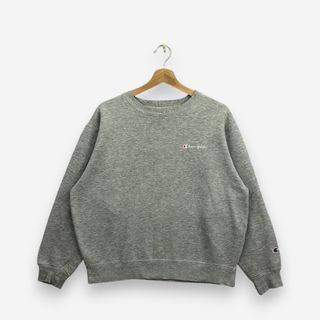 (Category: ) located in . Submitted by prelovered_closets (Listing ID 1457810838, Image 1). Description: .
