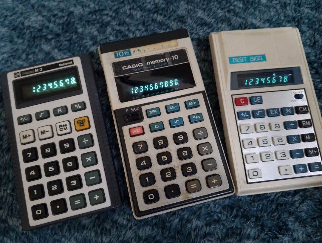 Vintage Electronic Calculators Casio National Best Bios (Category: Office & Business Technology) located in Binangonan. Submitted by stufflikedat (Listing ID 1457812618, Image 1). Description: -Vintage Casio Memory-10 electronic calculator, released in the 1970s and featuring a green vacuum fluorescent display (VFD) tube.It is a 10-digit handheld electronic calculator with dedicated memory keys (MR, M-, M+).It includes an operational mode switch 