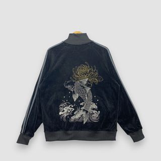 (Category: ) located in . Submitted by prelovered_closets (Listing ID 1457806269, Image 1). Description: .