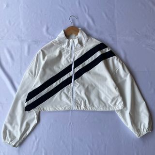 (Category: ) located in . Submitted by newthrift-mohd (Listing ID 1457776204, Image 1). Description: .