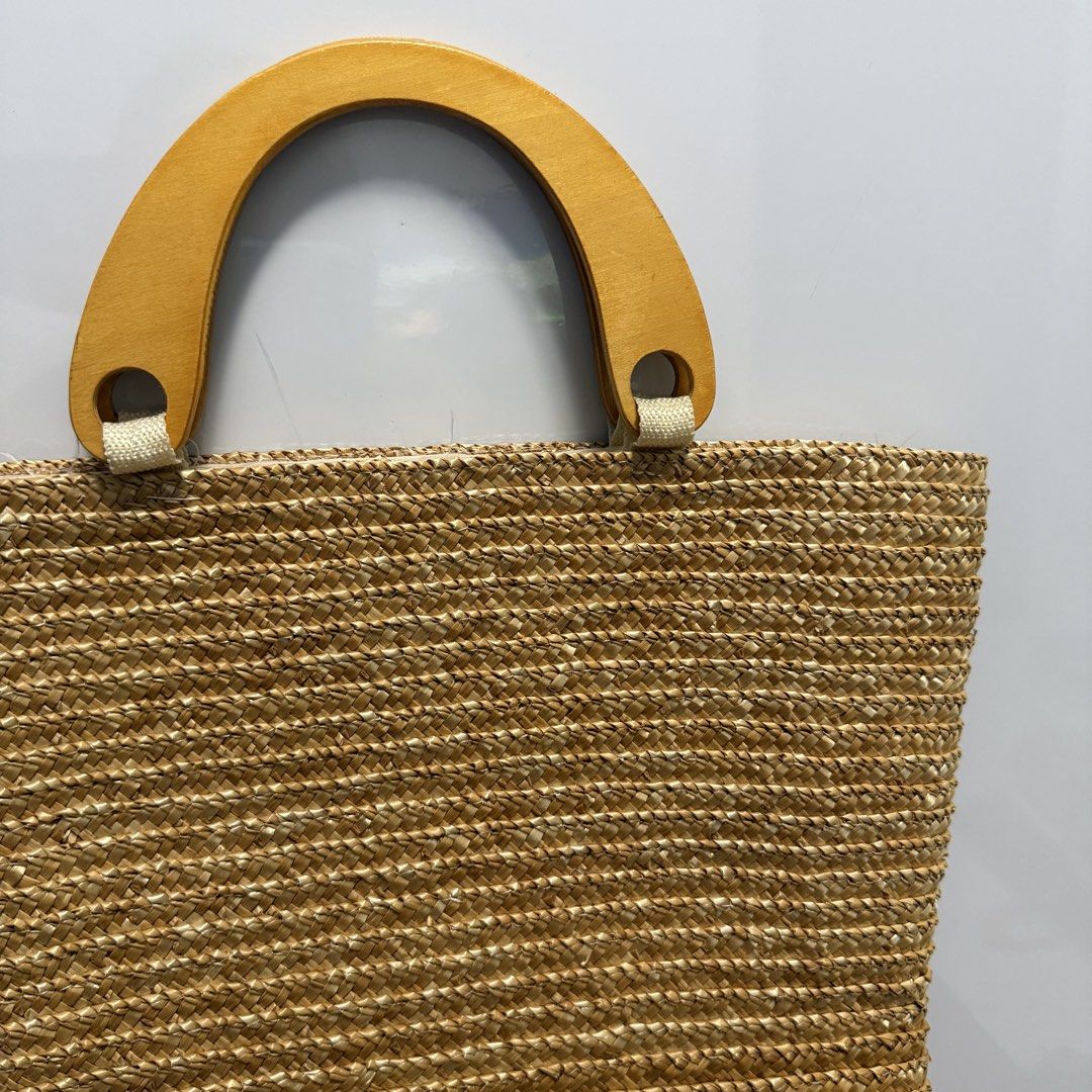 Woven Straw Beach Bag (Category: Beach Bags) located in Baliuag. Submitted by from.linea (Listing ID 1457779528, Image 2). Description: Woven Straw Beach Bag Price: ₱350 Brand: No Brand RFS: Decluttering (personal preloved bags, not bought from ukay) Location: Baliuag, Bulacan Pickup/Meet-up: Around Baliuag Delivery Options: SPX | Lalamove (Delivery fee will be shouldered by the buyer) Additional Notes: Feel free to send a private message if you’