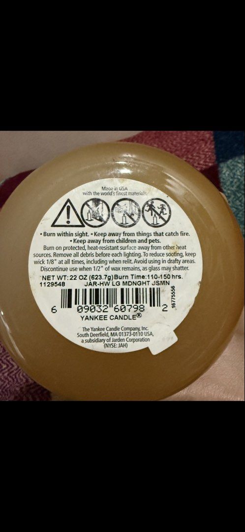 Yankee Candle (Category: Home Fragrance) located in Manila. Submitted by pickstuff (Listing ID 1457741894, Image 2). Description: - Large Yankee Candle (22 oz / 623g) - Scent: Midnight Jasmine - Burn Time: Up to 150 hours - Made in USA with premium materials - Safety: Burn within sight, keep away from children/pets, use on protected surface..