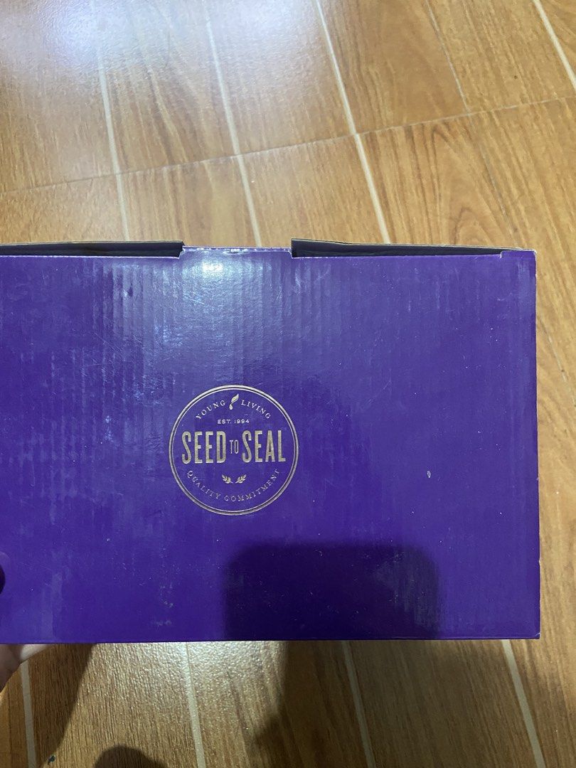 Young living Dew Drop Diffuser (Category: Home Improvement Tools & Accessories) located in Balanga. Submitted by Andy_toploaders (Listing ID 1457850764, Image 3). Description: Never used Wala na yung wire nya bilan niyo nalang Clean di sya nagamit since may other design ng diffuser Orig YL .