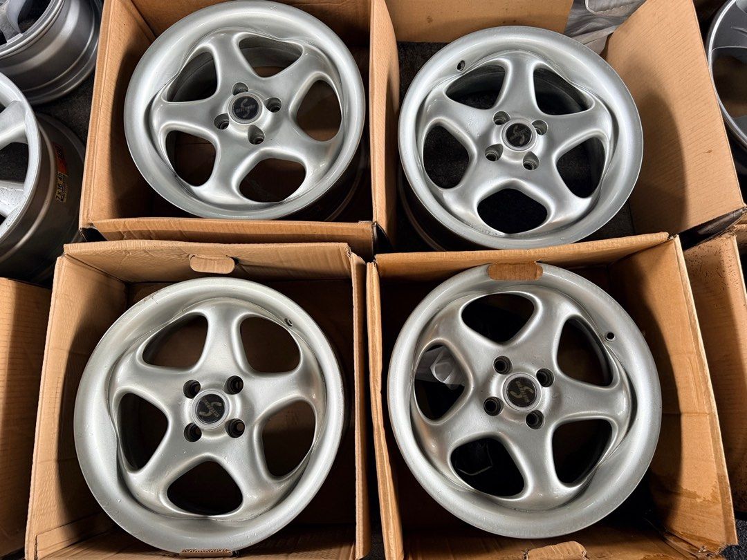 16” Silverwind Vortex mags used 4Holes pcd 100 Sold as 4pcs (Category: Mags and Tires) located in Quezon City. Submitted by mindanaotyrehaus (Listing ID 1458074974, Image 1). Description: 4pcs 16” Silverwind Vortex design used magwheels 4 Holes pcd 100 16 x7 width good condition, no bengkong Sold as set 4pcs for 11,000 mags only *price may change without prior notice *txt or call us to check availability * fix price * Cash transaction/ GCash/ Pay
