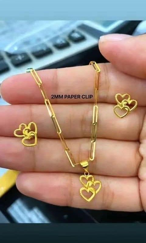 18K Saudi Gold Tri Heart 2n1 Set (Category: Necklaces) located in Caloocan City. Submitted by cheskhaionlinestore2.0 (Listing ID 1457915446, Image 2). Description: 18K Pure Saudi Gold ✨Tri Heart Pendant | Tri Heart Earrings Set Rope- ₱7000 only 📌 Tauco- ₱5250 only 📌 Dancing- ₱5250 only 📌 Japan- ₱7600 only 📌 Box chain- ₱6100 only 📌 Figaro- ₱7850 only 📌 Micro- ₱7000 only 📌 C4rter- ₱6850 only 📌 Paperclip- ₱7700 only 📌 🍒 Pawnable/ Nasasangl