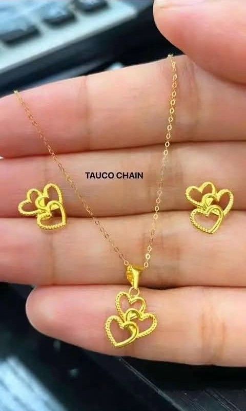 18K Saudi Gold Tri Heart 2n1 Set (Category: Necklaces) located in Caloocan City. Submitted by cheskhaionlinestore2.0 (Listing ID 1457915446, Image 3). Description: 18K Pure Saudi Gold ✨Tri Heart Pendant | Tri Heart Earrings Set Rope- ₱7000 only 📌 Tauco- ₱5250 only 📌 Dancing- ₱5250 only 📌 Japan- ₱7600 only 📌 Box chain- ₱6100 only 📌 Figaro- ₱7850 only 📌 Micro- ₱7000 only 📌 C4rter- ₱6850 only 📌 Paperclip- ₱7700 only 📌 🍒 Pawnable/ Nasasangl
