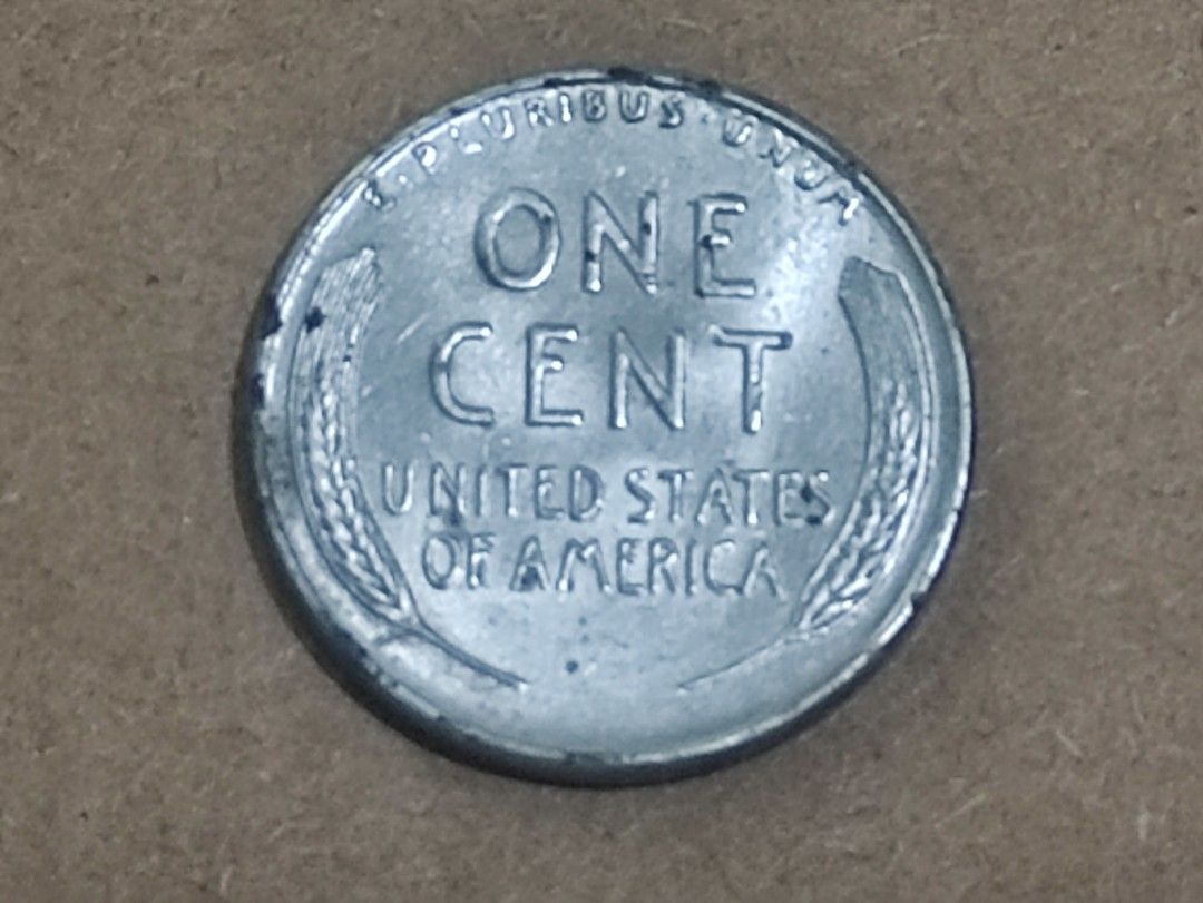 1943 One Cent (steel penny) (Category: Currency) located in Lipa City. Submitted by mark_collections (Listing ID 1457922635, Image 2). Description: 1943 One Cent (steel penny) Mode of Payment: Gcash.