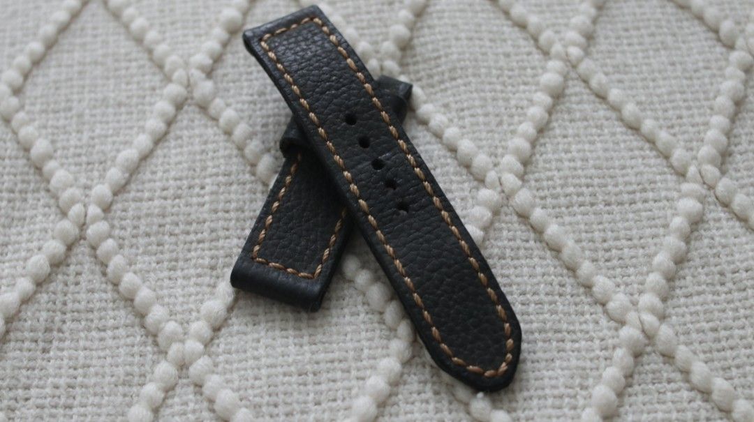 24mm leather watch strap for Panerai (Category: Men's Watches) located in Quezon City. Submitted by havocelite (Listing ID 1457927782, Image 1). Description: 24mm leather watch strap Good for Panerai watches with 24mm lugs .
