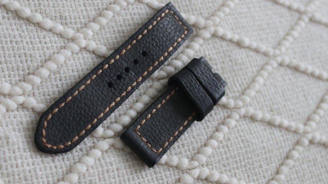 24mm leather watch strap for Panerai (Category: Men's Watches) located in Quezon City. Submitted by havocelite (Listing ID 1457927782, Image 3). Description: 24mm leather watch strap Good for Panerai watches with 24mm lugs .