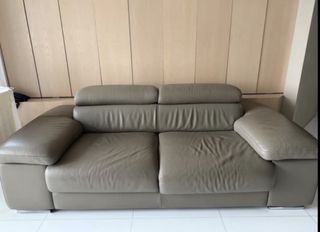 (Category: ) located in . Submitted by itashi (Listing ID 1457941427, Image 1). Description: .