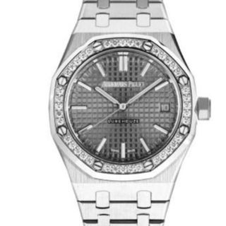 (Category: ) located in . Submitted by 0000watchcollectsg (Listing ID 1457959373, Image 1). Description: .