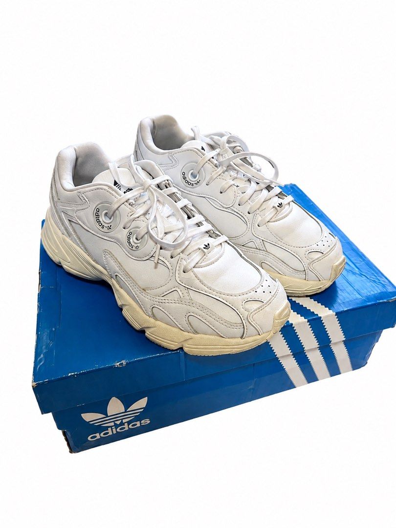 adidas Astir 'Triple White' GX8549 (Category: Sneakers) located in Bacoor. Submitted by sofaritsalright (Listing ID 1457974861, Image 1). Description: - Adidas Astir W sneakers - Color: Off white - Size: UK 6 / US 7.5 / EU 39.5 - Includes original box and packaging - Ideal for everyday wear.