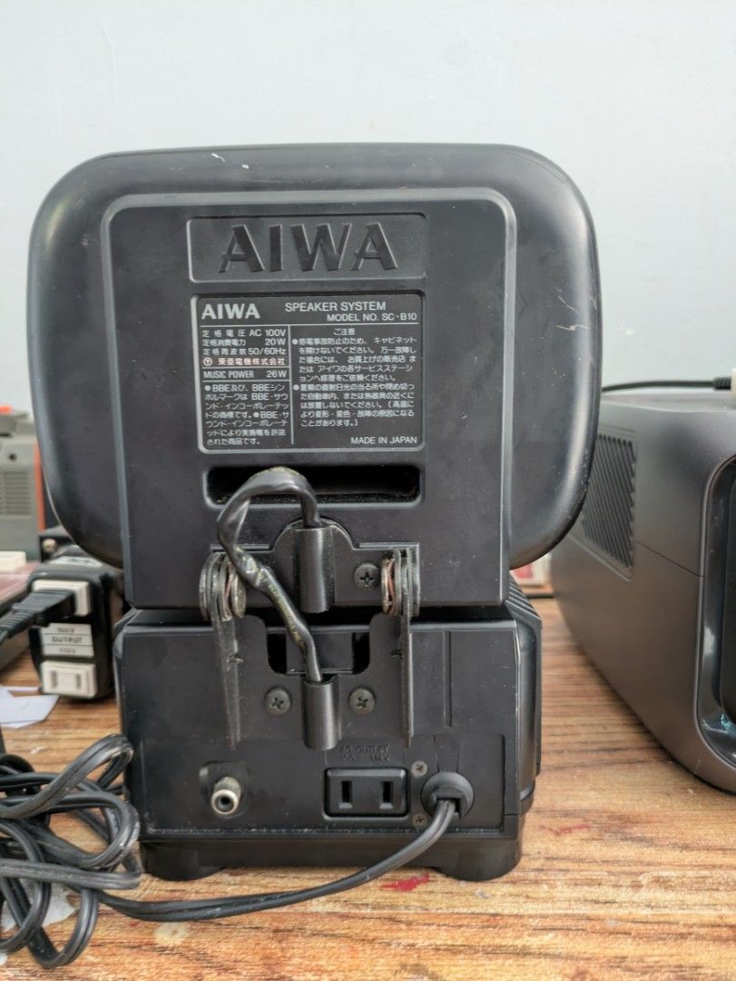 AIWA SC-B10 vintage powered Speaker System (Category: Soundbars, Speakers & Amplifiers) located in Angeles City. Submitted by renzyboypalaboy (Listing ID 1457906275, Image 3). Description: - AIWA SC-B10 Speaker System 110v missing lang yung knub para sa bbe adjustment pwede naman hugutin yung volume knob para maikot yun no biggie - Features DSL BBE - Made in Japan - Shows minor scuffs and scratches from normal use - Tested and confirmed working n