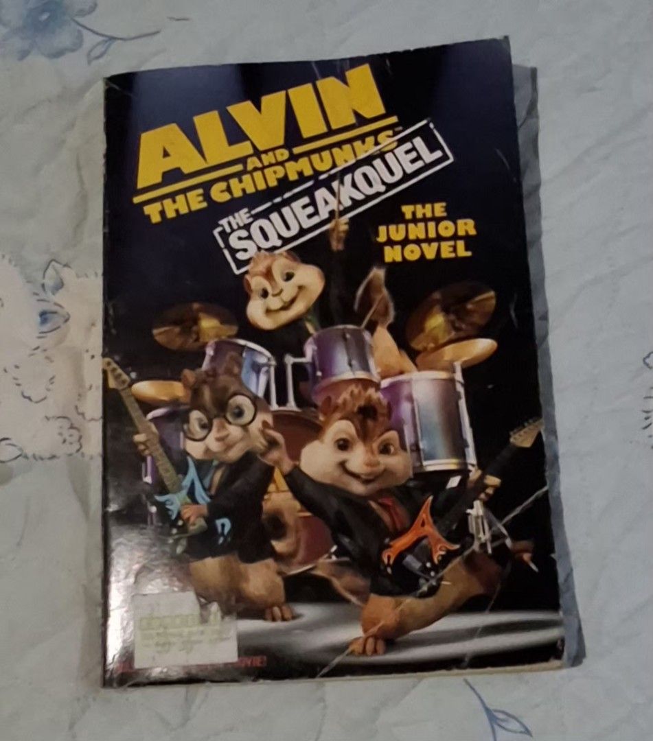Alvin & the Chipmunks The Squeakquel (Category: Children's Books) located in Caloocan City. Submitted by haydee88 (Listing ID 1457915248, Image 1). Description: 🍒Preloved Old book 🍒Has visible signs of aging/usage, storage, have tanning & light creases 🍒See photos for book condition 🍒Please manage your expectations.
