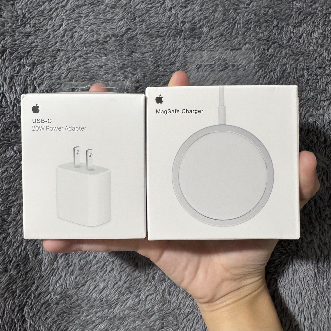 Apple 20W Type C Adapter + Magsafe Charger (Category: Chargers & Cables) located in Makati City. Submitted by alialiiiii (Listing ID 1458046989, Image 1). Description: Fast Charger ✅ 100% Working ✅ Tested ✅ Condition: New ✅ 📍Pick Up / Deliver Via Lalamove 🚚.