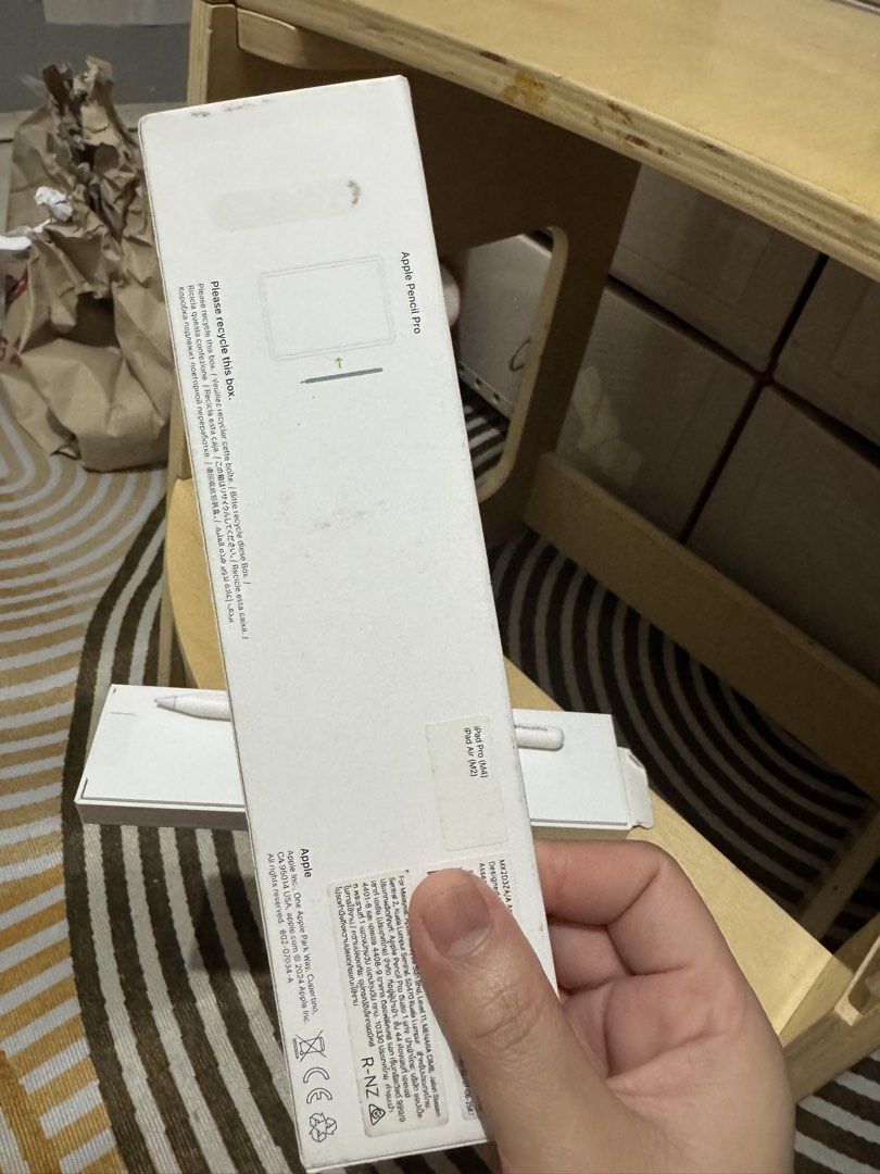 Apple Pencil Pro for iPad (Category: iPad) located in Mandaluyong City. Submitted by kendykeyn (Listing ID 1457948993, Image 2). Description: Bought last May 2026 from Beyond the Box - impulsive purchase pero hindi pa talaga nagagamit, nakadikit lang sa iPad ko 😅 IMPORTANT: box from the photos which I will also send/use as a box for this pencil pro is from my old pencil pro. Both are 100% authentic (I misplaced the box of my newest, May 2026, pu