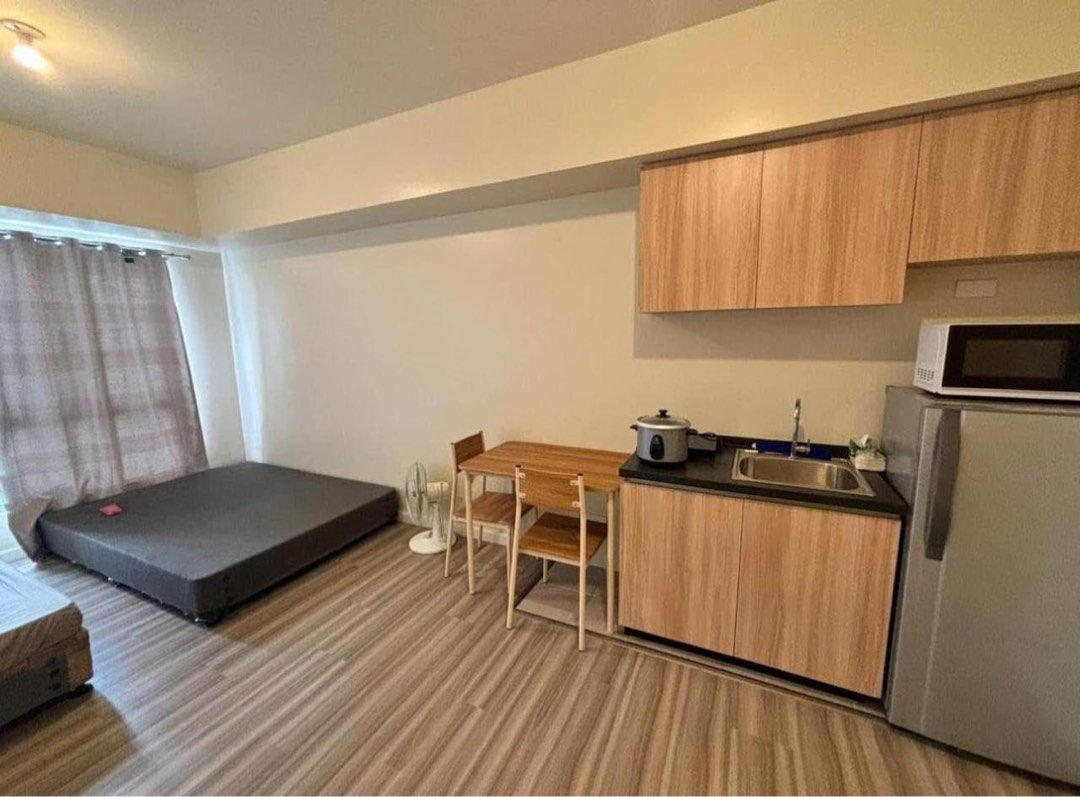 Arca South (Category: Apartments & Condos) located in Paranaque City. Submitted by johnrramirez88 (Listing ID 1457975215, Image 2). Description: Location: Tower 1, Avida Towers Vireo, South Union Drive Arca South, Western Bicutan, Taguig City Studio with 1 T/B (Airconditioned) 23.40 sqm 7th Floor No Parking Furnished Unit - Single Bed with Frame & Pillows - Rice Cooker - Refrigerator - Electric Fan - Microwave Oven - Induction Cooker - Dining Set