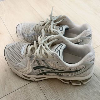 （分類：）位於 。 由 laam17 提交（商品編號 1457975594，圖片 1）。簡介： 。