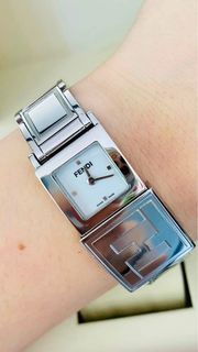 (Category: ) located in . Submitted by rujaywatches (Listing ID 1457946371, Image 1). Description: .