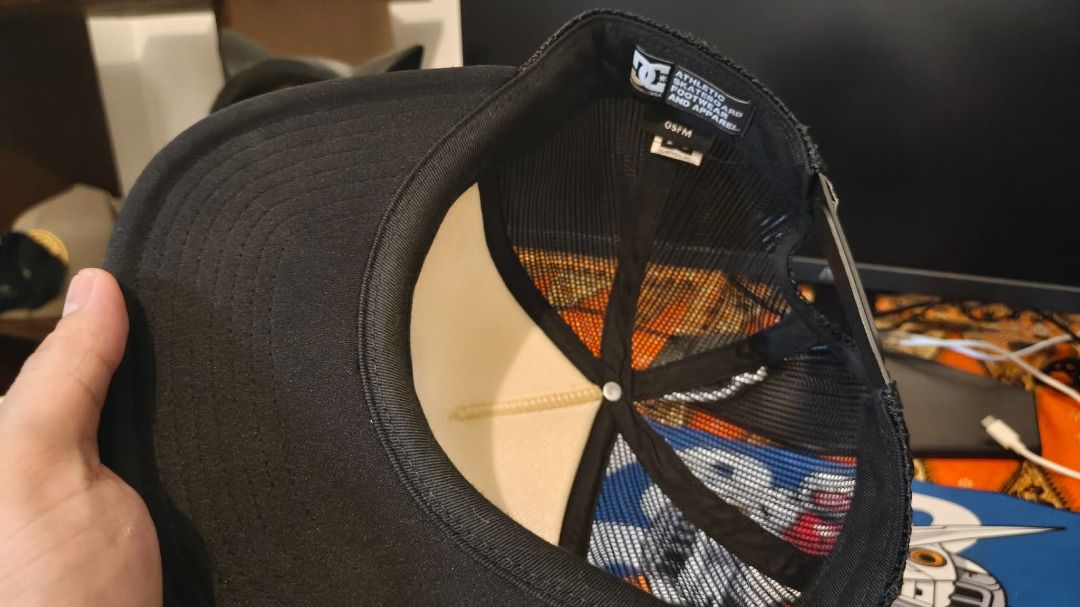 Authentic DC Shoes Trucker Cap Excellent condition (Category: Caps & Hats) located in Daraga. Submitted by kayvanmirabelph (Listing ID 1457985552, Image 2). Description: - Brand: DC Shoes - Style: Trucker Cap - Color: Black with mesh back 💰 ₱1,000 + shipping 📍 Location: Daraga, Albay 📦 Nationwide shipping available 🇵🇭 #Snapback #SnapbackPH #SnapbackCaps #SnapbackHat #SnapbackCollection #SnapbackStyle #Streetwear #StreetwearPH #Skateboarding 