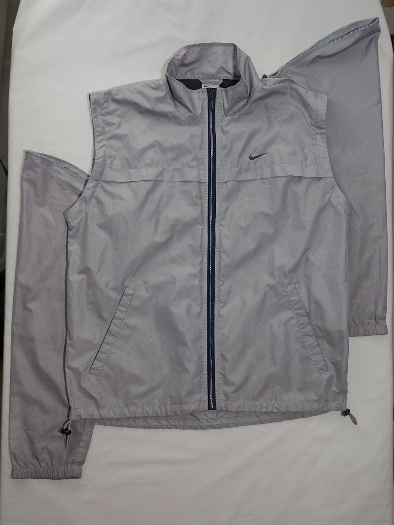 AW01 Nike Clima FIT—Modular 2-in-1 Light Jacket (Category: Coats, Jackets and Outerwear) located in Quezon City. Submitted by soourceph (Listing ID 1458083522, Image 1). Description: Compatible with ZIZO system. Lightweight running jacket made for light rain and drizzle. Full zip closure, functional vent flaps, and a modular feature. inquiries and offers via DM Size: M fits to Large Material: Polyester Condition: Excellent Color: Sky Blue Silhoue