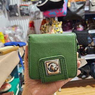 (Category: ) located in . Submitted by marianfinds (Listing ID 1458005333, Image 1). Description: .