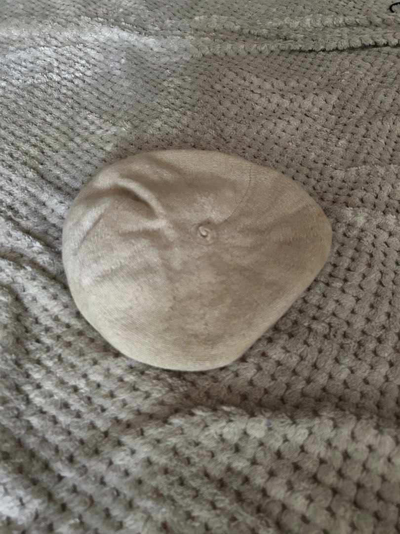 Beige Knit Beret Hat (Category: Hats & Beanies) located in Paranaque City. Submitted by marengkondo23 (Listing ID 1457936374, Image 1). Description: - bought from paris - free size beret.