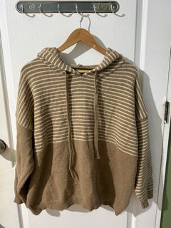 (Category: ) located in . Submitted by kiksy.closet (Listing ID 1457928650, Image 1). Description: .