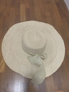 (Category: ) located in . Submitted by cosmedeals (Listing ID 1458049846, Image 1). Description: .
