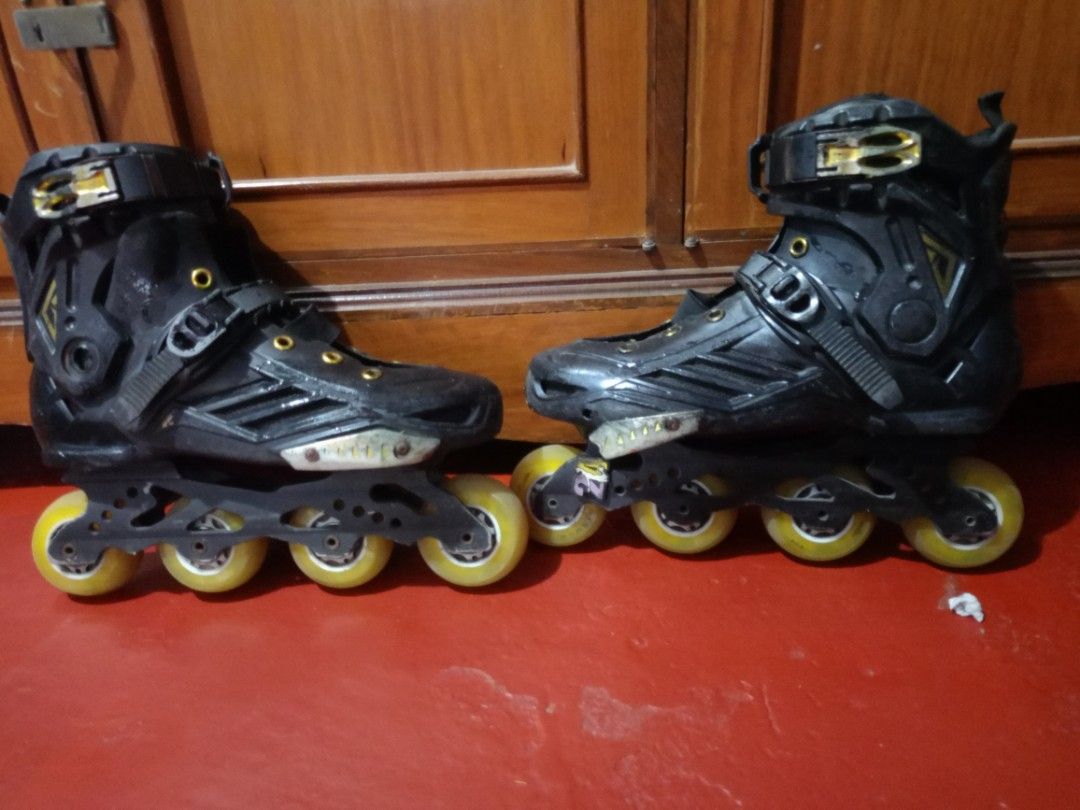 Black Inline Skates with Yellow Wheels (Category: Skates, Rollerblades & Scooters) located in Manila. Submitted by jen.marasigan (Listing ID 1457972951, Image 2). Description: - Black inline skates - Yellow wheels - Adjustable straps with buckles for a secure fit COD - Great for skating around - Shows some scuffs and wear from use - Ready for a new owner!.