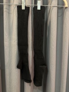(Category: ) located in . Submitted by nyaniewardrobe (Listing ID 1458008206, Image 1). Description: .