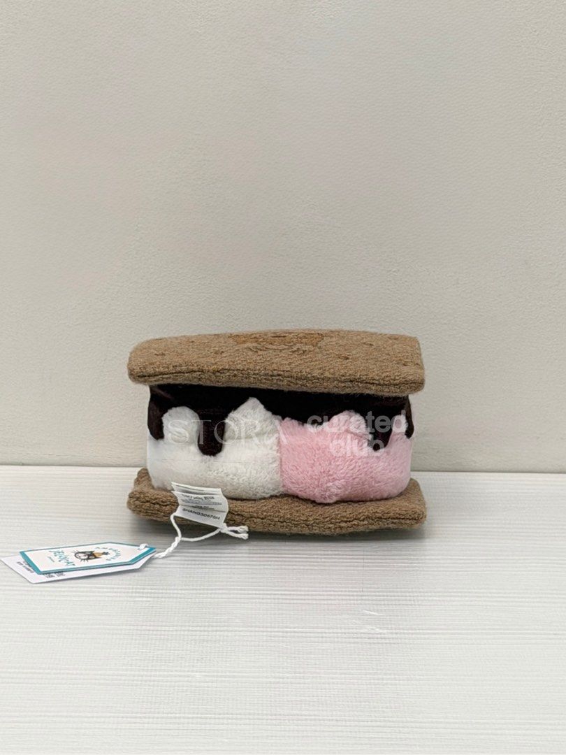 BNWT ★ JELLYCAT Amuseables S'mores (Category: Plushies & Soft Toys) located in San Juan City. Submitted by curated.club (Listing ID 1457992175, Image 3). Description: ★ please read bio before ordering ★ actual item color may differ slightly due to lighting and screen settings ★ Jellycat drawstring bag is subject to availability upon purchase .