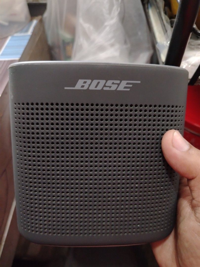 Bose soundlink 2 (Category: Soundbars, Speakers & Amplifiers) located in Manila. Submitted by choyxxvi (Listing ID 1457977483, Image 1). Description: .