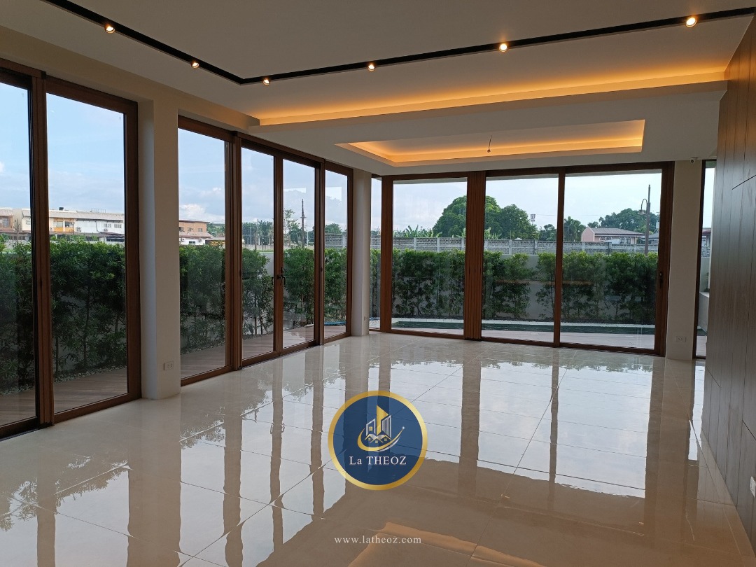 (Category: ) located in . Submitted by latheozrealty (Listing ID 1457979231, Image 1). Description: .