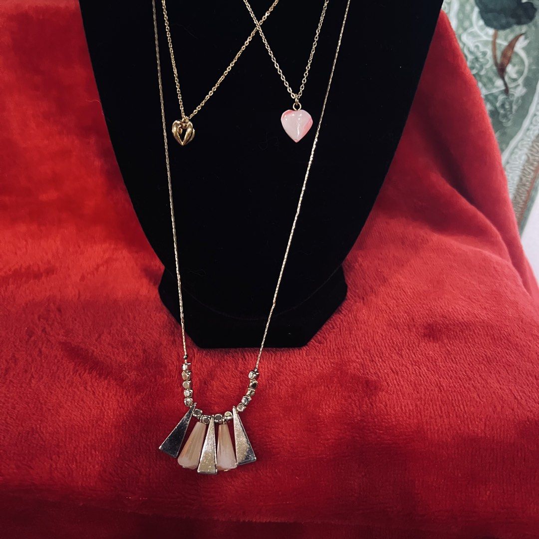 Bundle 2 (Category: Necklaces) located in Cotabato. Submitted by kokipsy76 (Listing ID 1457936699, Image 2). Description: ☑️ALL ITEMS ARE PRELOVED UKAY/JAPAN ☑️ALL ITEMS ARE ACCESSORIES ☑️AS IS GOLD AND SILVER ☑️FADED ITS TAKES YEARS ☑️NOT TESTED ☑️NO RETURN NO EXCHANGE TO ☑️AUTHENTICITY IS NOT GUARANTEED ☑️SELF AUTHENTICATION ☑️PLEASE READ ALL DETAILS ☑️BAWAL SA MAARTE AT MASELAN ☑️BAWAL SA BARAT ☑️IF HANAP ORIGINAL PUNTA KA STORE MISMO ☑️IF MAK