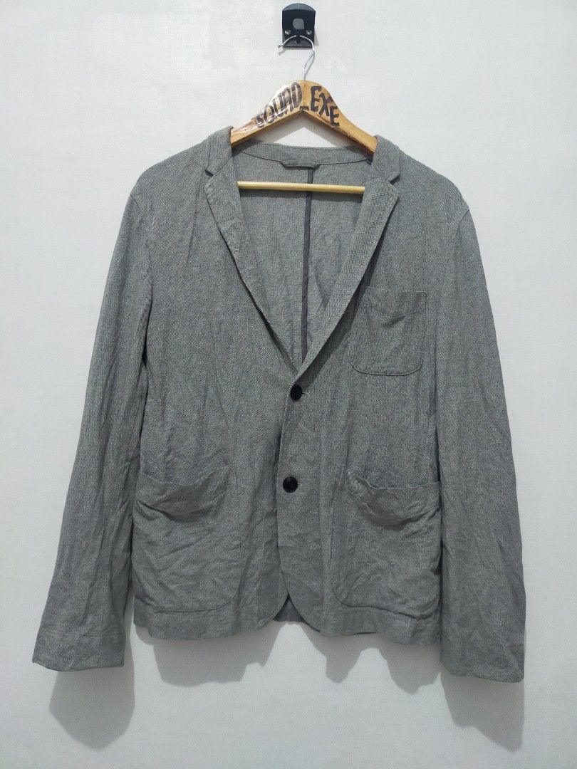 Burberry black label Blazer (Category: Coats, Jackets and Outerwear) located in Jolo. Submitted by squad_exe_v2.0 (Listing ID 1457965003, Image 1). Description: Grey blazer with Two-button closure. Has two front pockets. The cuffs are lined with a colorful plaid fabric. -width 19.5 length 25.