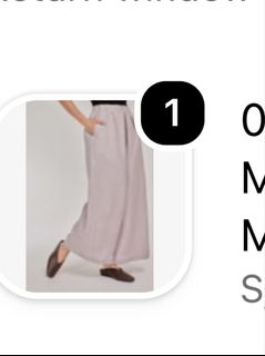 (Category: ) located in . Submitted by sera.closet (Listing ID 1457940665, Image 1). Description: .