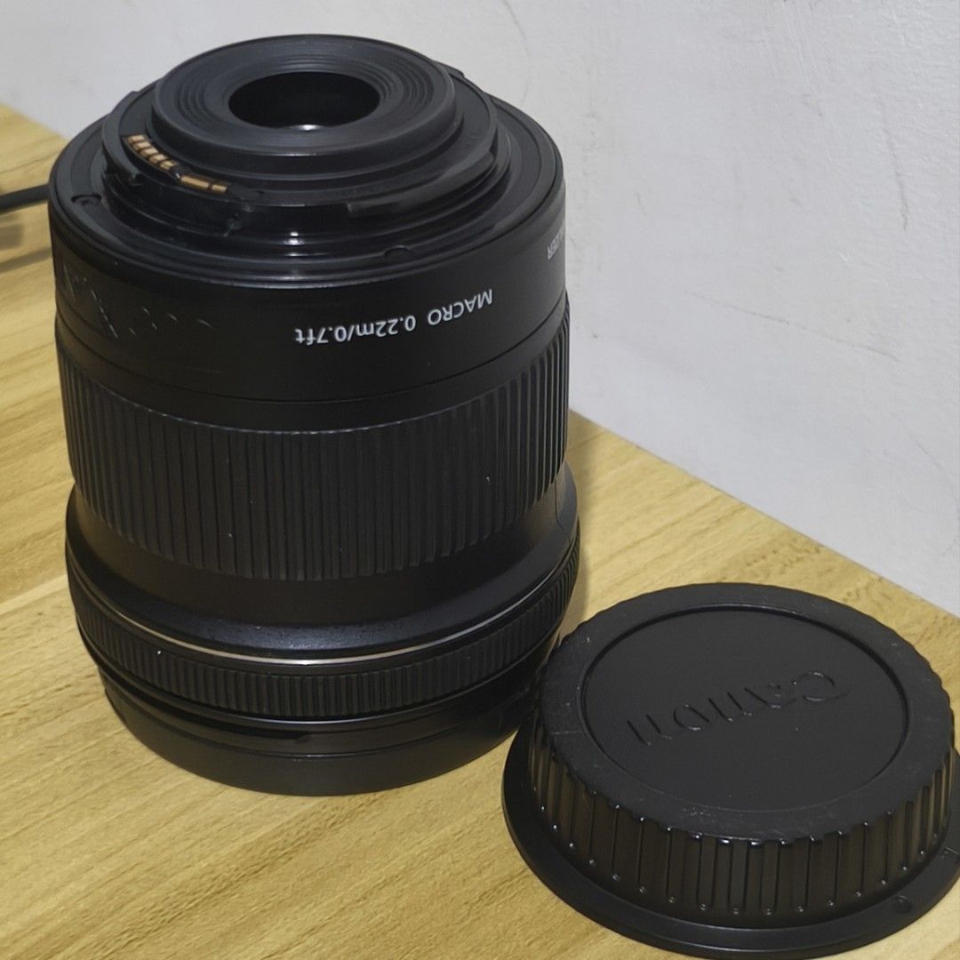 Canon EFS 10-18mm Image Stabilizer Lens (Category: Lens & Kits) located in Lucena. Submitted by pickenselect (Listing ID 1458083412, Image 3). Description: Canon EFS 10-18mm wide-angle lens with image stabilization. Great for landscapes and interiors. Includes lens cap. Works perfectly. Comes with box..