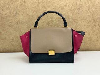 (Category: ) located in . Submitted by luxury_galeries (Listing ID 1457931704, Image 1). Description: .