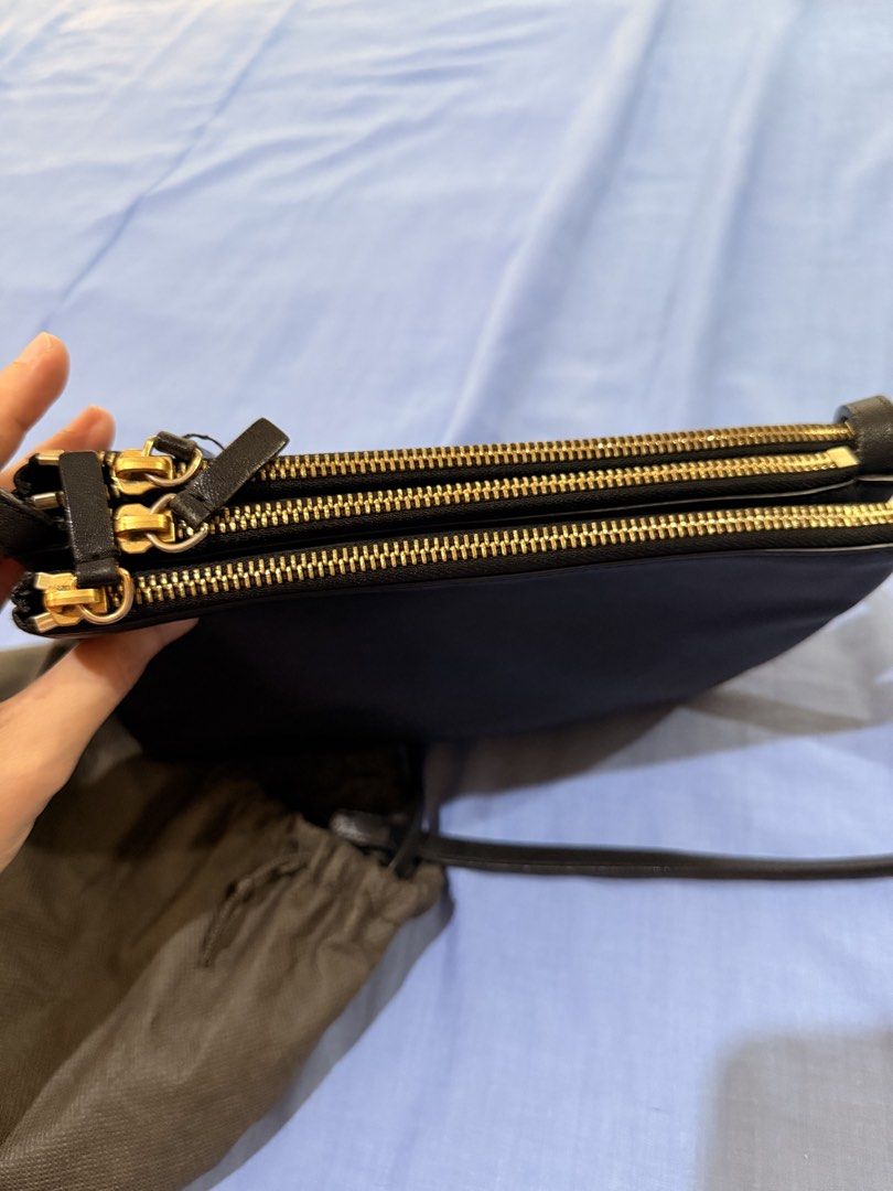Celine Trio Bag (Category: Luxury Bags & Wallets) located in Manila. Submitted by mitch_gnz (Listing ID 1457913829, Image 2). Description: - Authentic Celine trio bag - Well used but still elegant - Perfect for carrying your daily essentials.