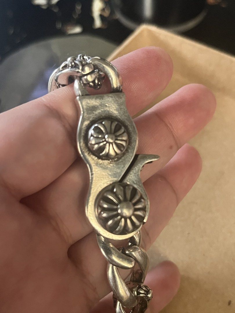 Chrome Hearts Chain Bracelet (Category: Bracelets) located in Manila. Submitted by thrifty_cool (Listing ID 1457912358, Image 3). Description: 20cm may kabigatan din Note: Shipping is via JnT and will be shipped every Monday, 2pm.. .