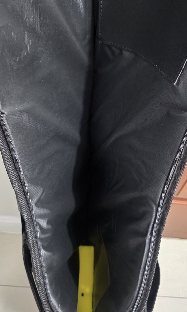 Clean Electric Guitar Gig Bag Soft Case (Category: Musical Instruments) located in Taguig. Submitted by cze.g (Listing ID 1458073034, Image 3). Description: - Fairly new and clean Black electric guitar gig bag - no brand - generic gig bag from Japan. - Thick internal padding - external velcro padding with option to attach more padding - Soft case design - Very durable material - Large front pocket for accessories. Fits pedals and cables. - Includ